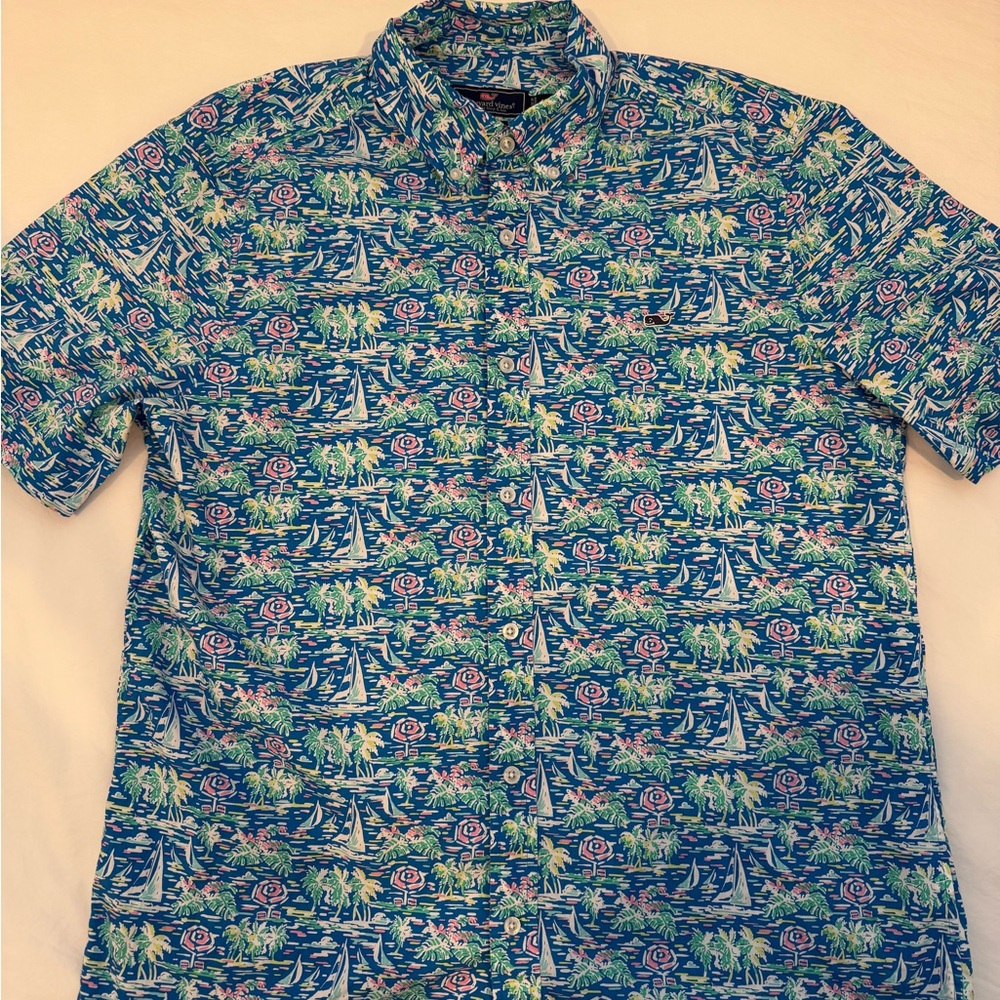 Vineyard vines men’s swim shirt